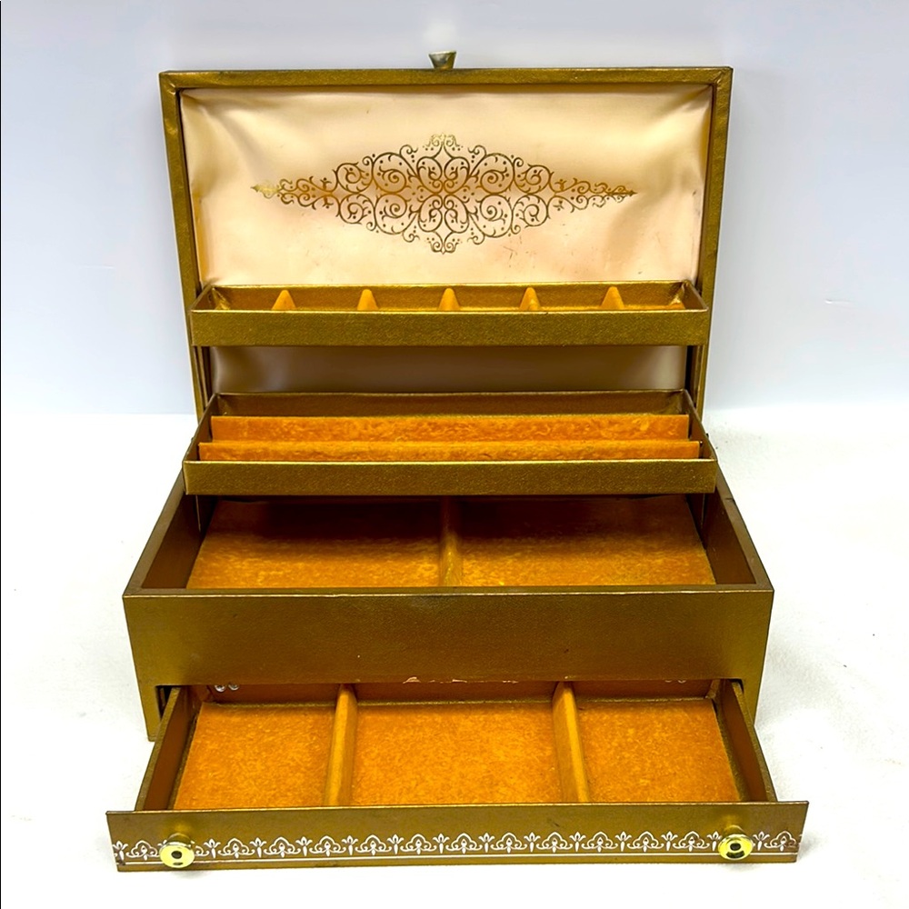 Vintage 1950’s large 3 tiered I drawer velvet lined hinged lid jewelry box